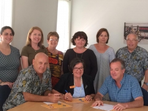 Invisible Hurdles project partners gather to discuss the success the program has created through helping young people with Member for Indi, Cathy McGowan AO MP. 
